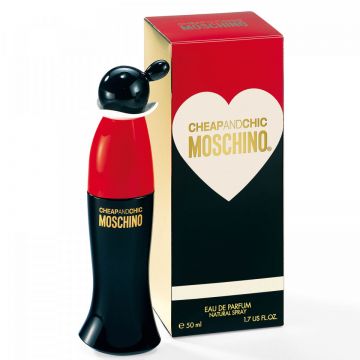 Moschino Cheap And Chic, Apa de Parfum, Femei (Concentratie: Apa de Parfum, Gramaj: 50 ml)