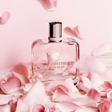 Givenchy Irresistible, Femei, Apa de Parfum (Concentratie: Apa de Parfum, Gramaj: 50 ml)