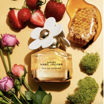 Marc Jacobs Daisy Eau So Intense (Concentratie: Apa de Parfum, Gramaj: 100 ml Tester)