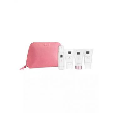 Set cadou Rituals The Ritual of Sakura Gel de dus spumant 50 ml, Crema de corp 70 ml, sampon 70 ml, balsam, 70 ml Set cadou Rituals The Ritual of Sakura Gel de dus spumant 50 ml, Crema de corp 70 ml, sampon 70 ml, balsam, 70 ml