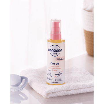 Sanosan Baby Ulei de ingrijire cu galbenele, soia, migdale si masline 100 ml